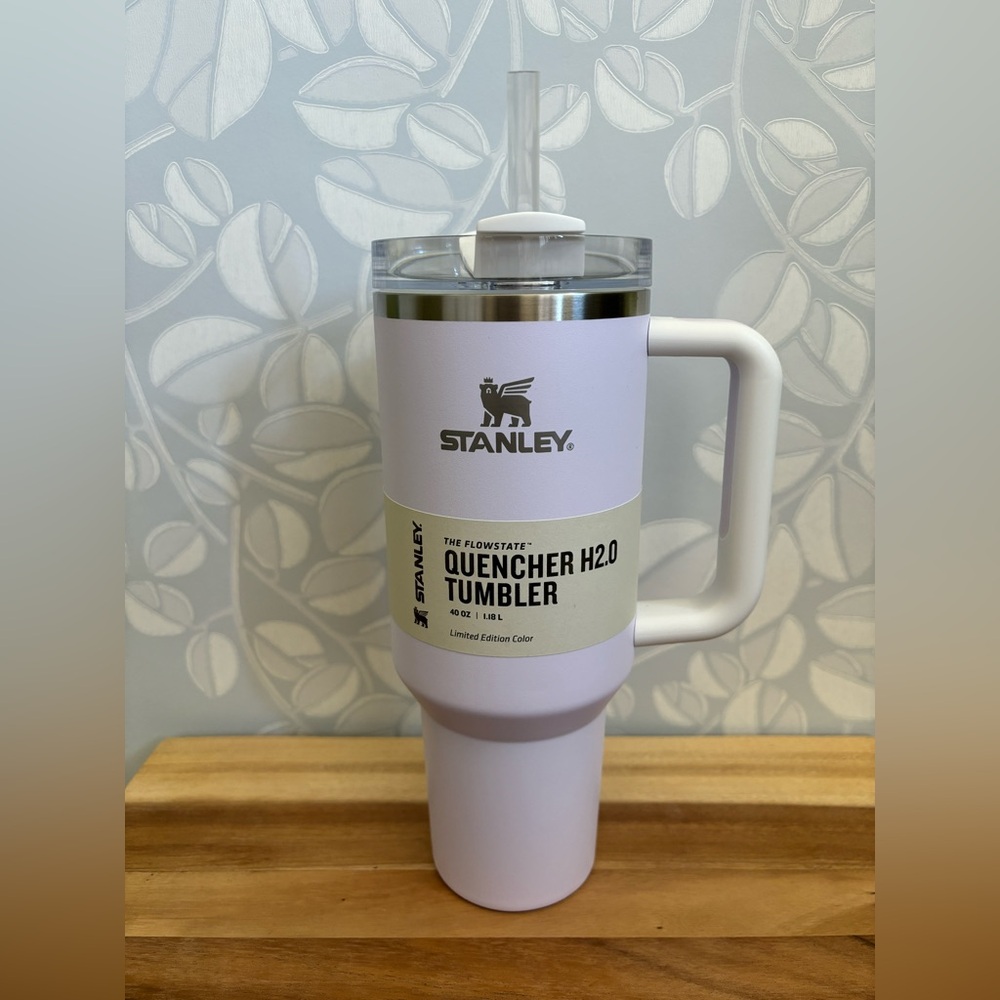 New Stanley 40oz Stainless Steel H2.0 FlowState Quencher Tumbler - Wisteria